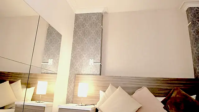 Mistyca online show from February 2025 11:10:01 AM