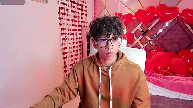 Snapshot of AkazaBoy_ chatting on February 2025 04:20:01 AM AkazaBoy online show from February 2025 04:20:01 AM