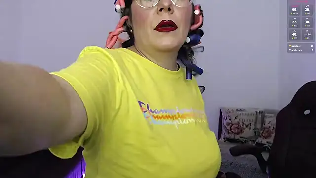 Snapshot of Serenay_ chatting on October 2025 05:03:01 PM Serenay online show from October 2025 05:03:01 PM