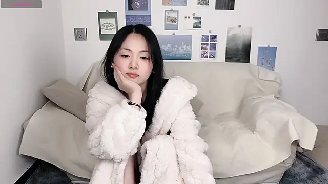 LiLiYbaby online show from December 2024 02:08:02 PM