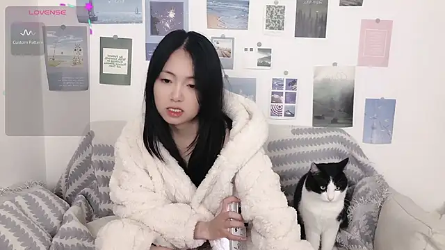 LiLiYbaby online show from January 2025 10:47:01 AM