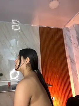 Snapshot of floriamANDjazmin chatting on October 2025 03:13:02 AM floriamANDjazmin online show from October 2025 03:13:02 AM