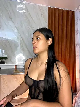 Snapshot of floriamANDjazmin chatting on November 2025 07:13:02 PM floriamANDjazmin online show from November 2025 07:13:02 PM