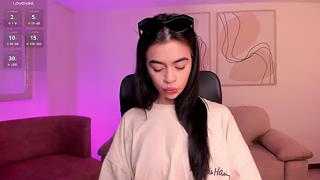 AlanaCraft online show from October 2025 12:15:01 PM