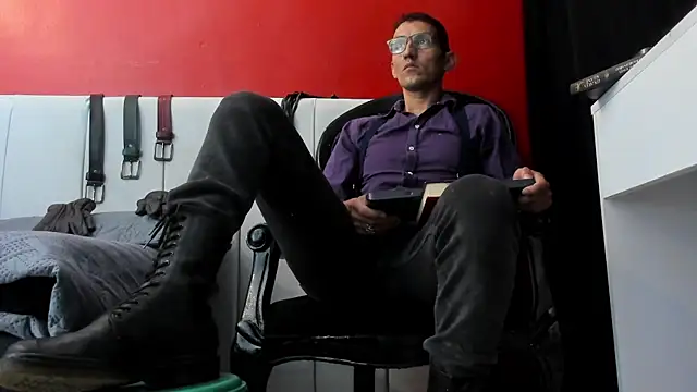 enzopratt online show from March 2025 03:53:02 AM