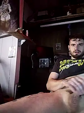 Snapshot of Daddysdirty30 chatting on December 2024 11:24:01 PM Daddysdirty30 online show from December 2024 11:24:01 PM