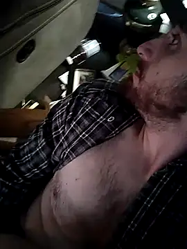 Snapshot of Daddysdirty30 chatting on December 2024 05:42:02 PM Daddysdirty30 online show from December 2024 05:42:02 PM