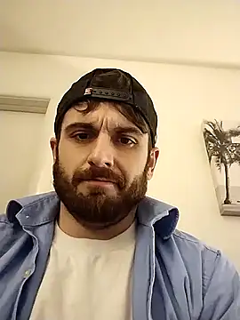 Snapshot of Daddysdirty30 chatting on January 2025 05:10:02 AM Daddysdirty30 online show from January 2025 05:10:02 AM