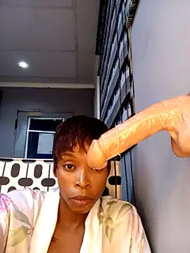 Snapshot of DickDiva1 chatting on March 2025 12:20:01 AM DickDiva1 online show from March 2025 12:20:01 AM