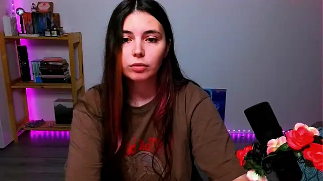 peaachybabe   online show from September 2025 05:07:01 PM