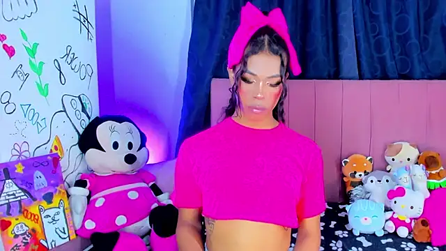 bloom444 online show from October 2025 11:26:02 PM