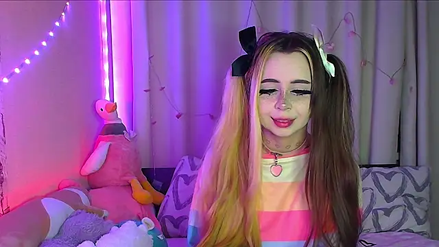 Snapshot of suemeow chatting on February 2025 02:51:02 AM suemeow online show from February 2025 02:51:02 AM