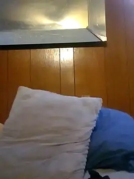 RobStrokes215 online show from December 2024 03:16:02 AM