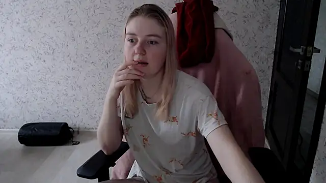 EvaAndLilith online show from February 2025 05:58:01 AM