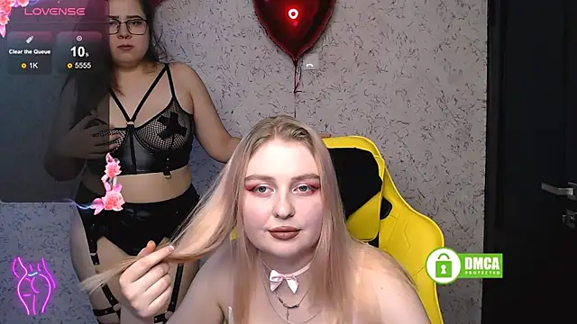 EvaAndLilith online show from February 2025 04:09:02 PM