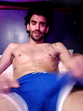 Snapshot of johngil0995 chatting on September 2025 06:29:02 AM johngil0995 online show from September 2025 06:29:02 AM