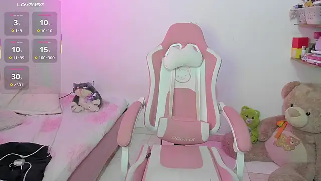 Snapshot of im_angels77 chatting on September 2025 11:52:01 PM im angels77 online show from September 2025 11:52:01 PM