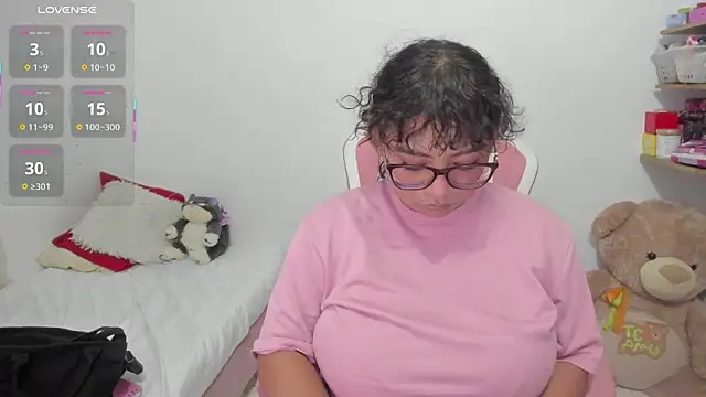 Snapshot of im_angels77 chatting on October 2025 01:14:02 AM im angels77 online show from October 2025 01:14:02 AM