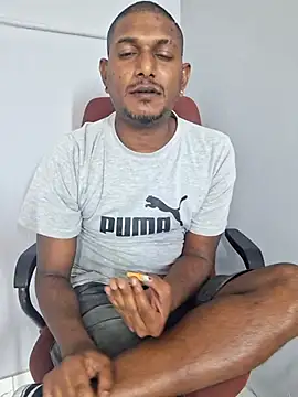 dmancams1874 online show from October 2025 02:41:01 PM