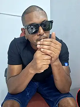 dmancams1874 online show from November 2025 12:58:02 PM