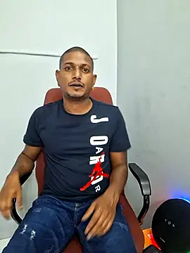 dmancams1874 online show from November 2025 11:32:01 AM