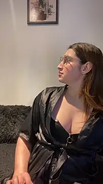 Snapshot of kamel-ayesha chatting on November 2025 04:13:02 PM kamel-ayesha online show from November 2025 04:13:02 PM