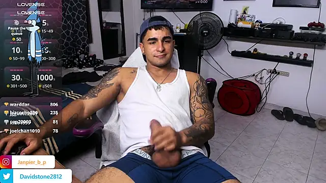 cJuan111 online show from February 2025 04:45:02 PM