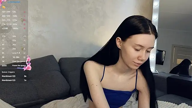 Snapshot of emilia_walton chatting on December 2024 01:39:02 PM emilia walton online show from December 2024 01:39:02 PM