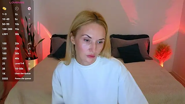 Snapshot of AlisssaRose chatting on October 2025 08:53:02 PM AlisssaRose online show from October 2025 08:53:02 PM