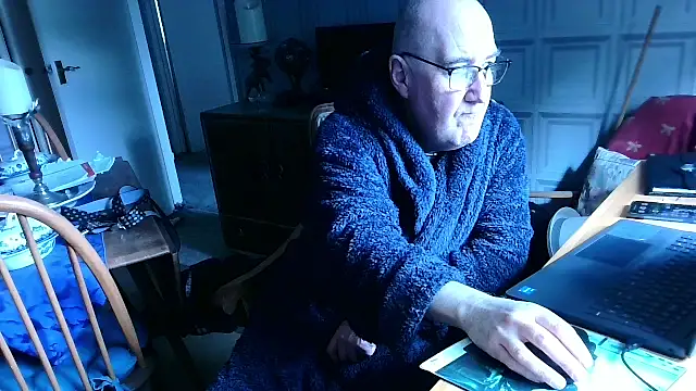 Adamdaddybear online show from March 2025 09:55:01 AM