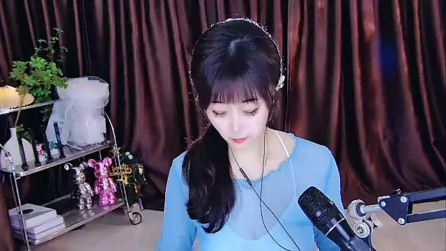 xiaoya666--baby online show from February 2025 02:38:02 PM
