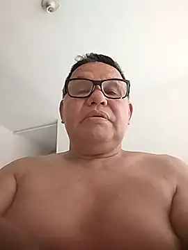 Snapshot of catatunboculion chatting on January 2025 01:22:01 PM catatunboculion online show from January 2025 01:22:01 PM