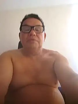 Snapshot of catatunboculion chatting on January 2025 01:42:02 PM catatunboculion online show from January 2025 01:42:02 PM