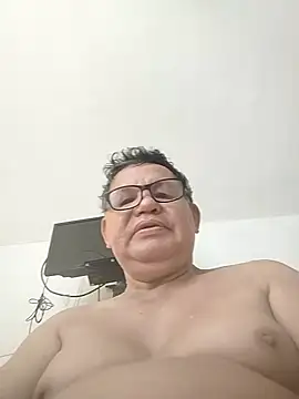 Snapshot of catatunboculion chatting on October 2025 12:16:02 PM catatunboculion online show from October 2025 12:16:02 PM