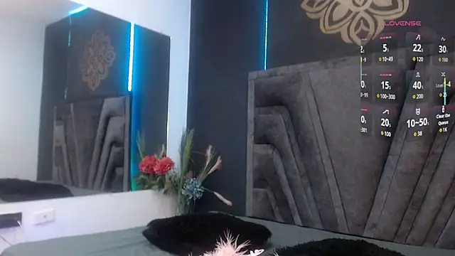 stefany bro online show from October 2025 12:28:02 PM