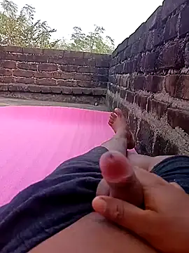 Snapshot of Tanker_95 chatting on December 2024 09:38:02 AM Tanker 95 online show from December 2024 09:38:02 AM