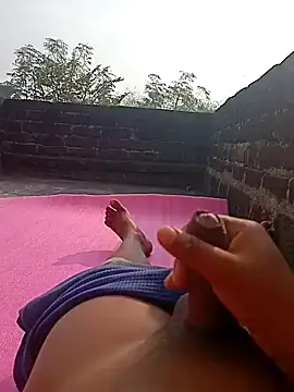 Snapshot of Tanker_95 chatting on December 2024 03:40:01 AM Tanker 95 online show from December 2024 03:40:01 AM