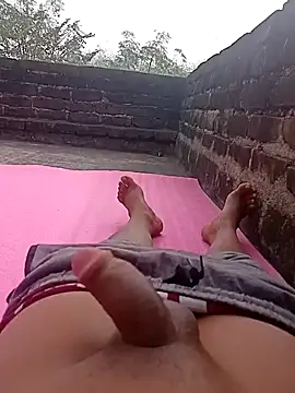 Snapshot of Tanker_95 chatting on January 2025 04:58:02 AM Tanker 95 online show from January 2025 04:58:02 AM