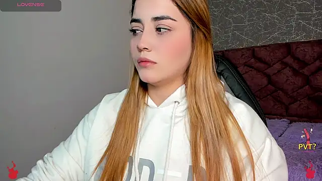 Lucia star   online show from January 2025 12:07:02 PM