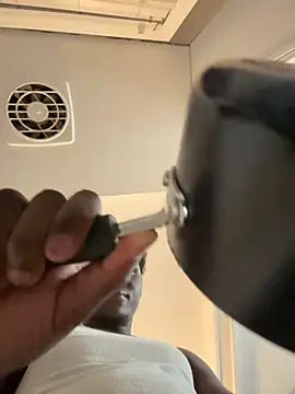 Festivitiesking1 online show from October 2025 11:38:02 PM