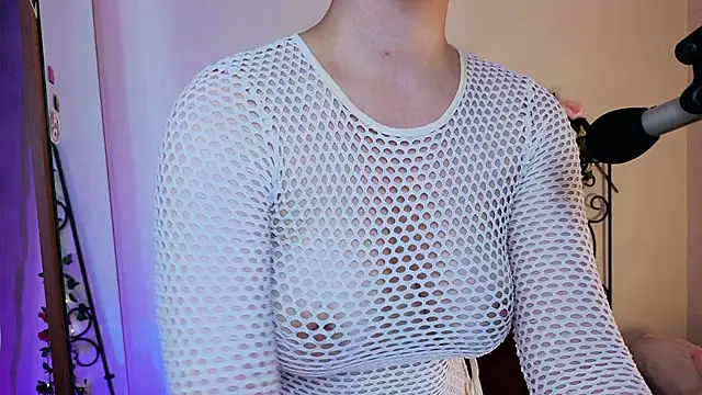 Snapshot of LisaVamp chatting on September 2025 10:58:02 PM LisaVamp online show from September 2025 10:58:02 PM