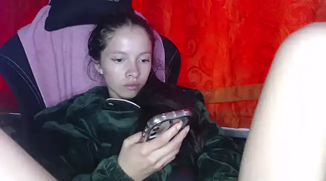 sweetdam12 online show from December 2024 08:49:02 PM