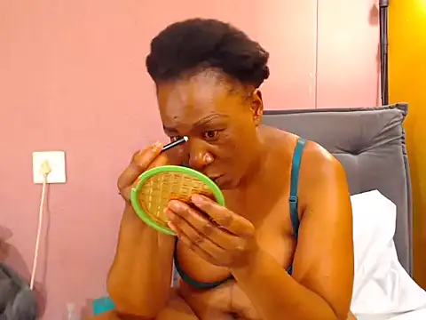 Snapshot of Black-Desire chatting on October 2025 12:44:02 PM Black-Desire online show from October 2025 12:44:02 PM