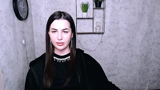 DivaKaily  online show from December 2024 08:33:01 PM