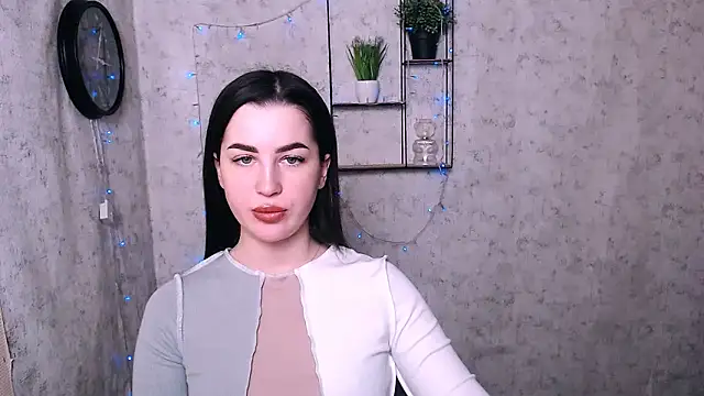 DivaKaily  online show from December 2024 05:50:02 AM