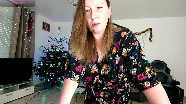 YOUR ELENA online show from December 2024 11:29:01 AM
