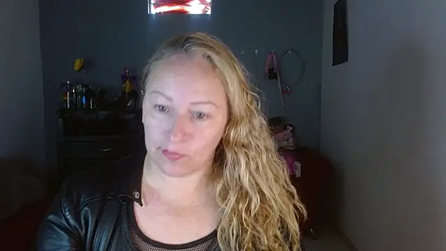 emperabigbootybigass online show from January 2025 01:19:02 PM