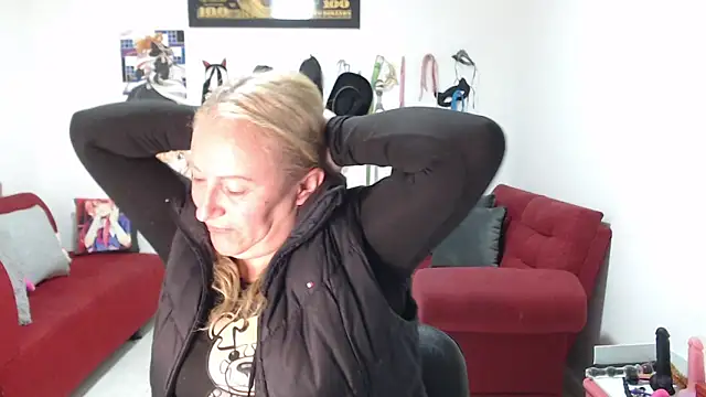 emperabigbootybigass online show from October 2025 12:16:01 PM