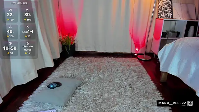 Manu Velez online show from October 2025 02:37:02 AM