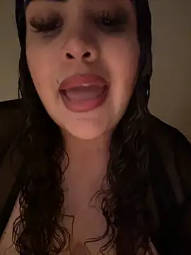 iTrapXXXBACKUP online show from October 2025 01:08:02 AM